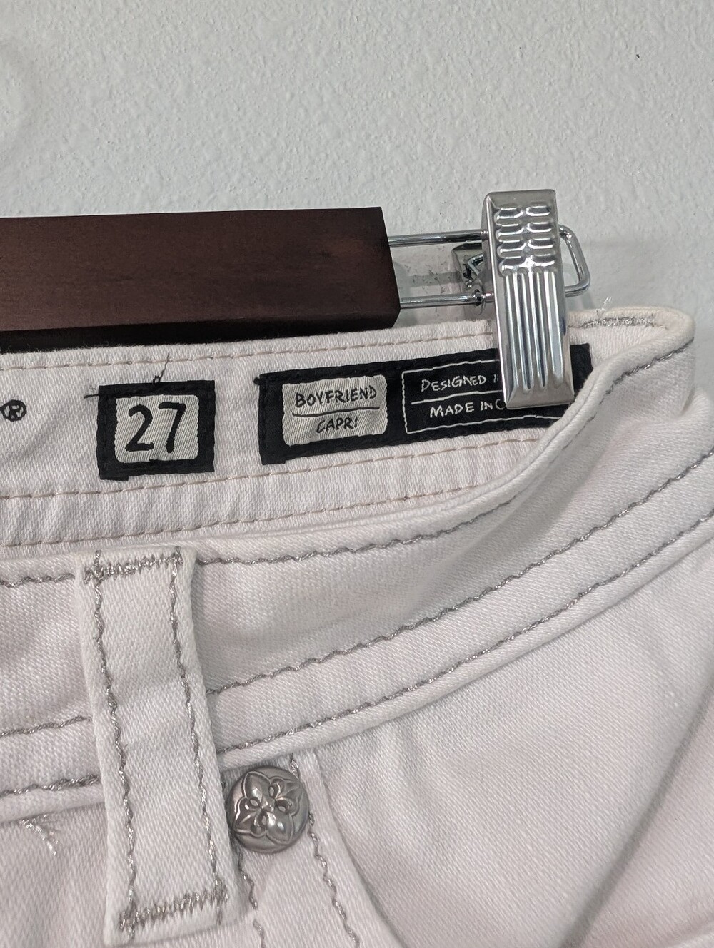 Miss Me Jeans White Boyfriend Capri Size 27 - Picture 4 of 8